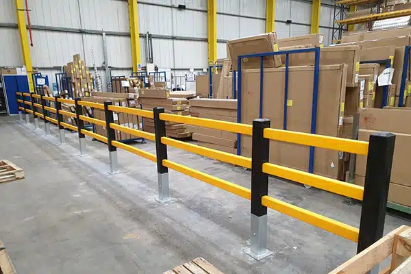 Schutzgeländer für Fußgänger (Brandsafe) Schutzgeländer für Fußgänger (Brandsafe)